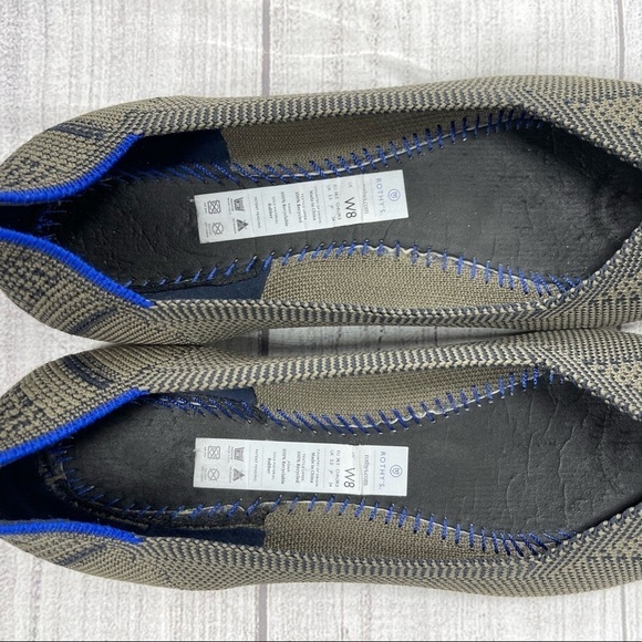 Rothy’s Rare Women’s 8 Retired Walnut Python Print Point Flats. - Picture 8 of 11